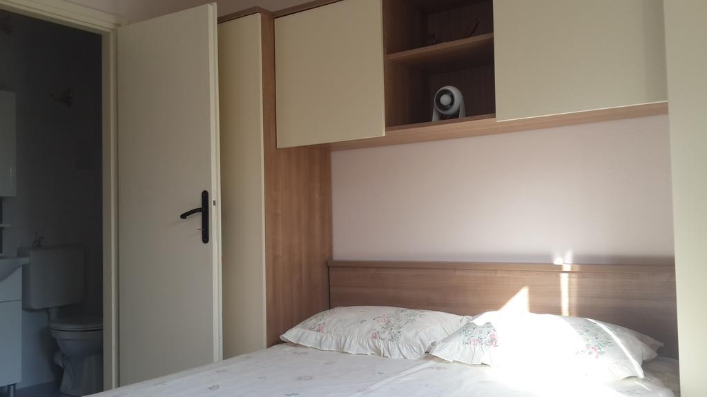 Apartment Ivo Mazic Sreser Bagian luar foto