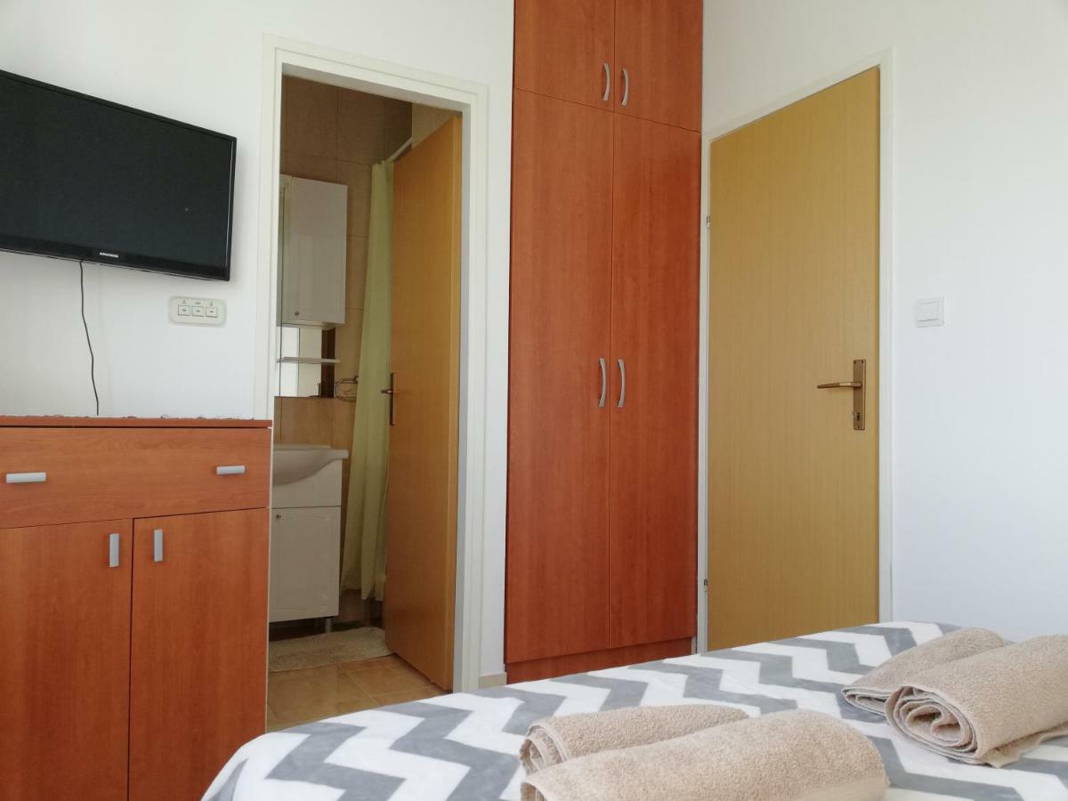 Apartment Ivo Mazic Sreser Bagian luar foto