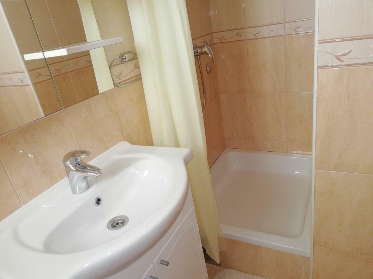 Apartment Ivo Mazic Sreser Bagian luar foto