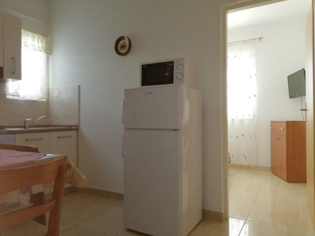 Apartment Ivo Mazic Sreser Bagian luar foto